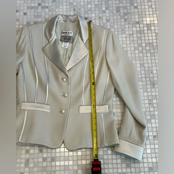Sunny Choi Vintage Tailored Silk Suit Set with Skirt and Blouse - Picture 9 of 13